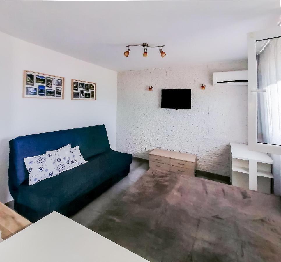 Apartments Siesta Tivat Exterior photo