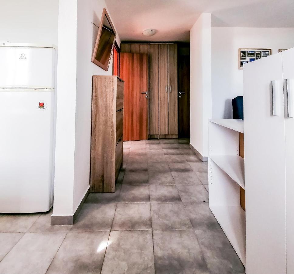 Apartments Siesta Tivat Exterior photo
