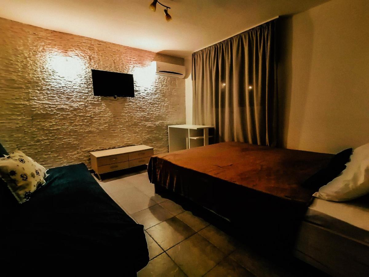 Apartments Siesta Tivat Exterior photo