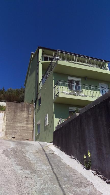 Apartments Siesta Tivat Exterior photo
